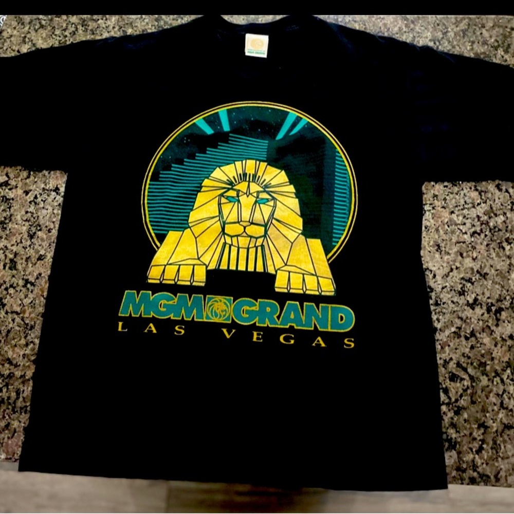 MGM GRAND vintage 1993 T shirt Made in USA , 100 cotton , medium - unisex